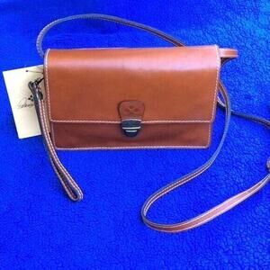 Patricia Nash Womens  Tan  Wristlet Clutch Bag -9”x 6”